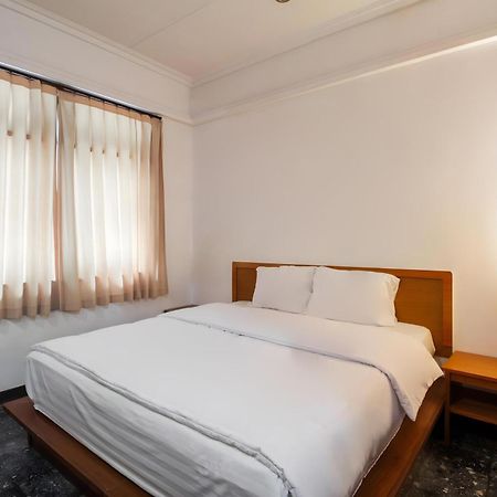 Capital O 93809 Wida Hotel Legian Exterior foto