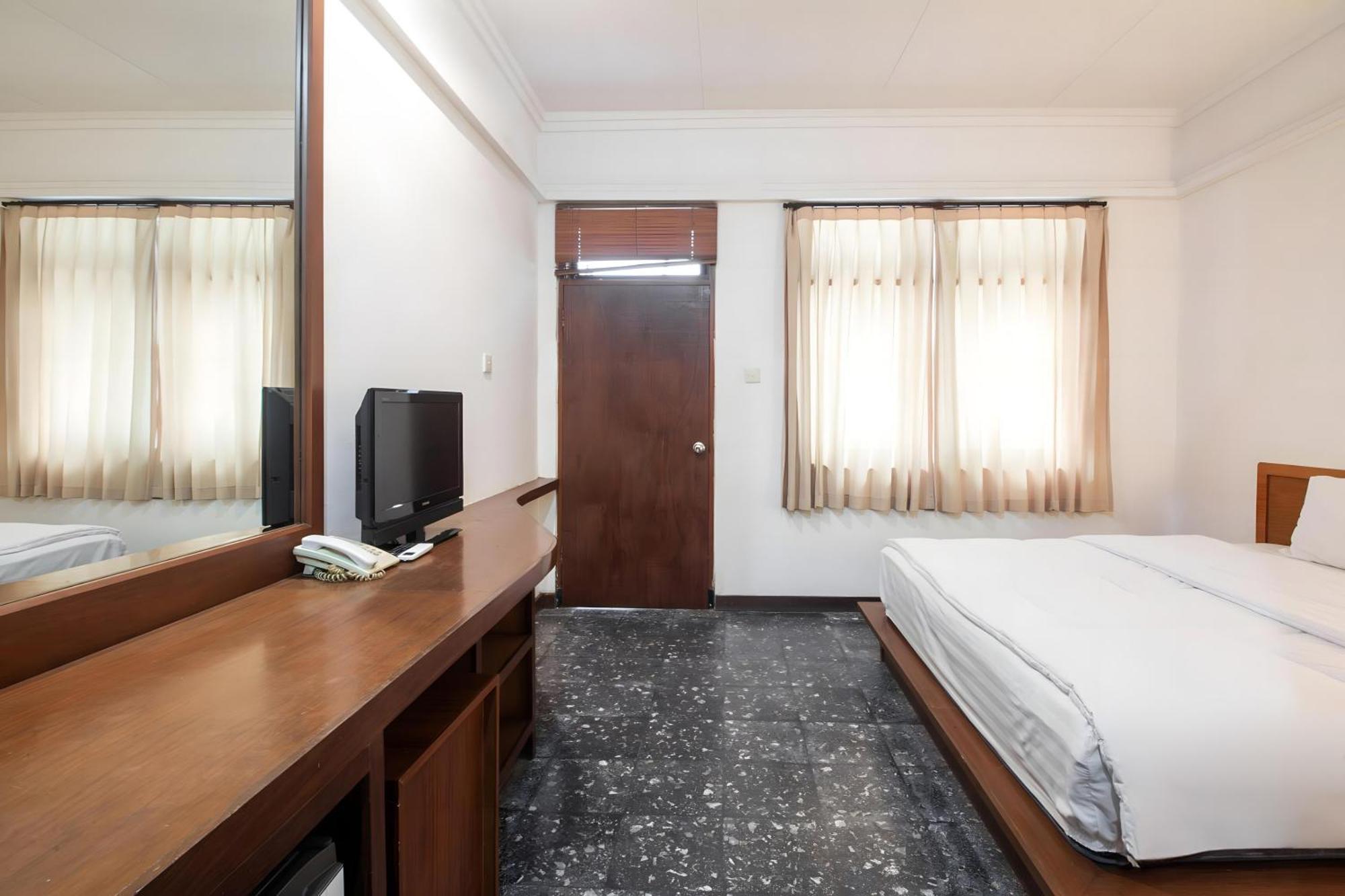 Capital O 93809 Wida Hotel Legian Exterior foto